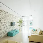 Adaro - Large Luxury Close To Marina فيلة البوفيرا