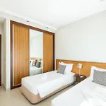 Adaro - Large Luxury Close To Marina *