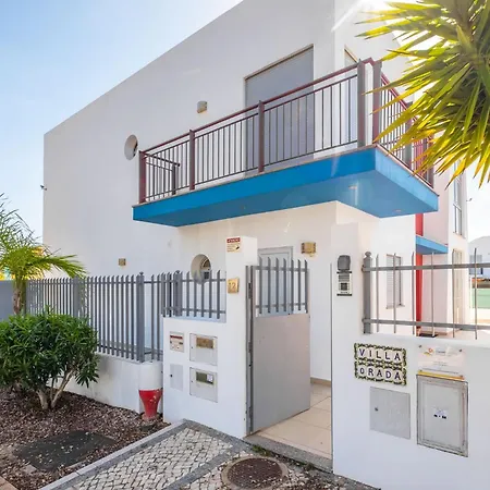 Adaro - Large Luxury Close To Marina Villa *