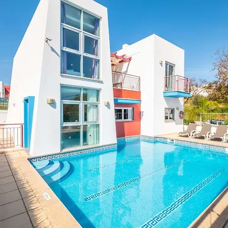 Villa Adaro - Large Luxury Close To Marina *