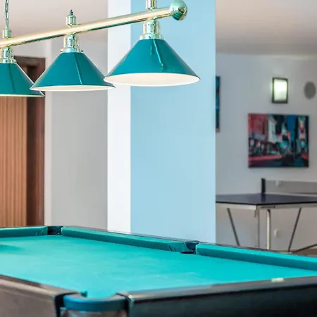 Adaro - Large Luxury Close To Marina Hébergement de vacances Albufeira