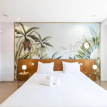 Villa Adaro - Large Luxury Close To Marina