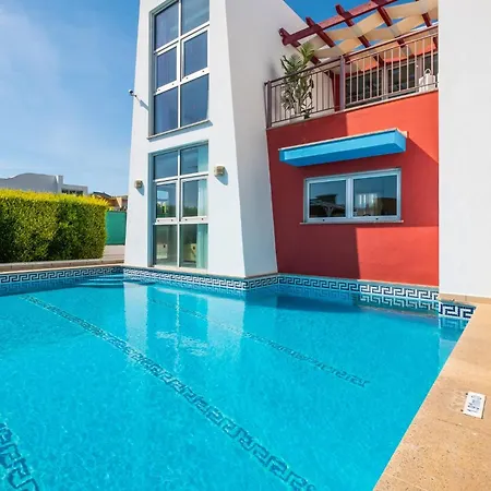 Villa Adaro - Large Luxury Close To Marina *
