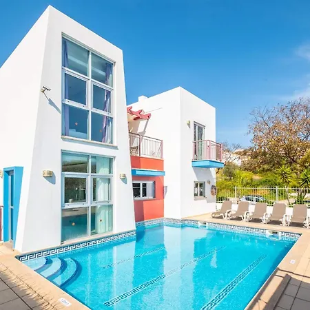 Adaro - Large Luxury Close To Marina Villa