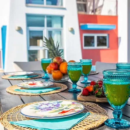 Adaro - Large Luxury Close To Marina Hébergement de vacances