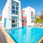 Villa Adaro - Large Luxury Close To Marina *