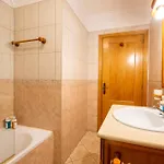 Adaro - Large Luxury Close To Marina
